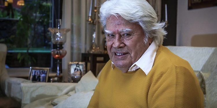 Cüneyt Arkın, hayatını kaybetti; Yeşilçam’ın Kara Murat’ı veda etti