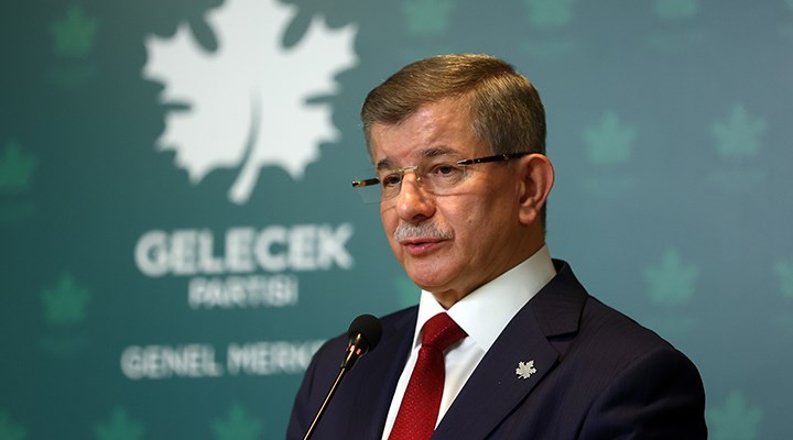 Davutoğlu: Hepsinin yakınları zengin oldu, yolsuzluğa bulaştılar