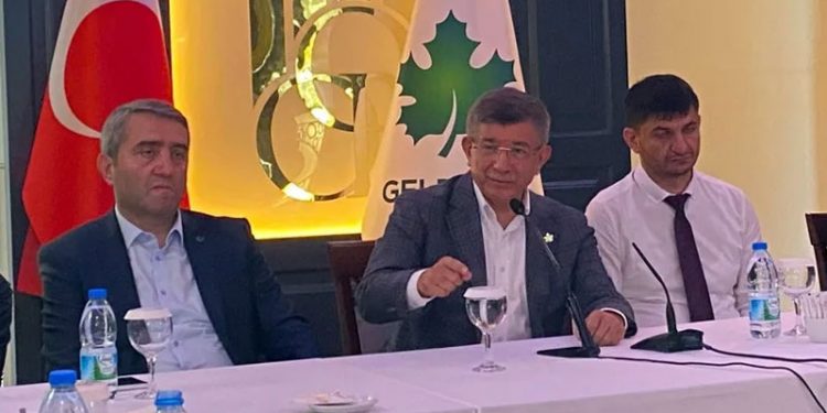 Davutoğlu'ndan Bahçeli'ye: Belge varsa iktidarsınız çıkarın; asın beni