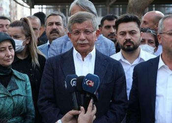 Davutoğlu'nun avukatları: Tahir Elçi davasıyla ilgili gereğini yapacak