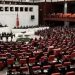 Dezenformasyon teklifinin ilk 15 maddesi kabul edildi: TBMM Adalet Komisyonu'nda hangi değişiklikler yapıldı?