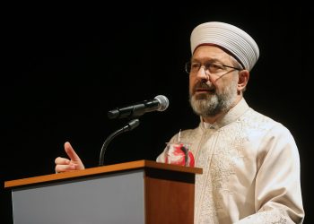 Diyanet İşleri Başkanı’nın ek göstergesi bin puan artırıldı, Genelkurmay Başkanı ile eşitlendi