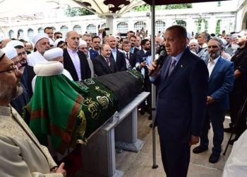Diyanet’in tarikatlar raporunda İsmailağa cemaati: 'Görüşleri ve fetvaları Diyanet'le uyumlu'