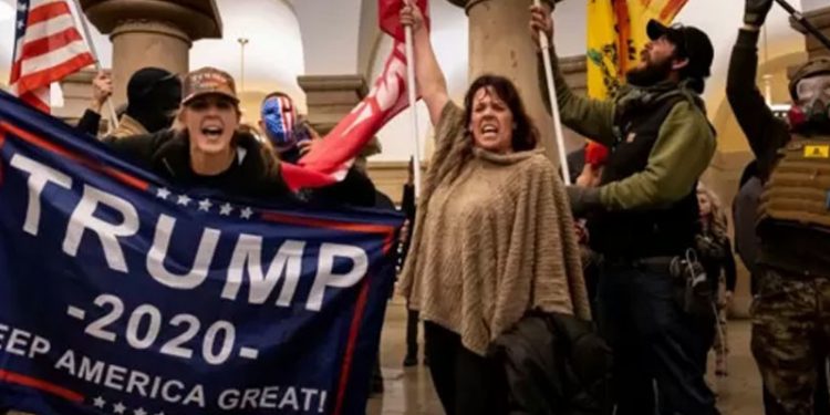 Donald Trump: Kongre baskını davası tam bir düzmece