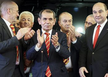 Dursun Özbek: Hem futbol hem de amatör şubelerde önemli başarılar hedefledik