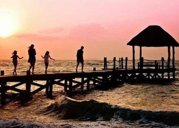 Dört kişilik bir ailenin tatil masrafı 6 asgari ücreti buldu