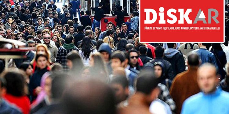 DİSK-AR: Başkanlık sistemiyle geçen 4 yılda döviz kuru, açlık sınırı ve işsizlik arttı; asgari ücret geriledi