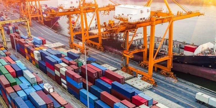 Dış ticaret açığı yüzde 155,2 arttı