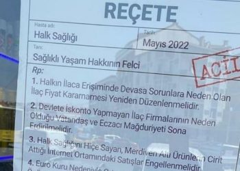 Eczacılar sorunlarını 'reçete'leyerek camlarına astı