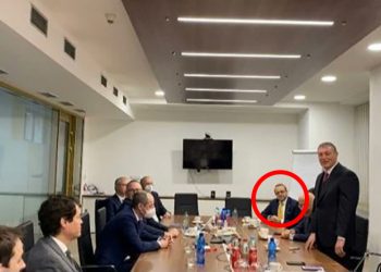 Egemen Bağış yine sahnede; Naksan Holding’in yağmalanmasına aracılık yapıyor