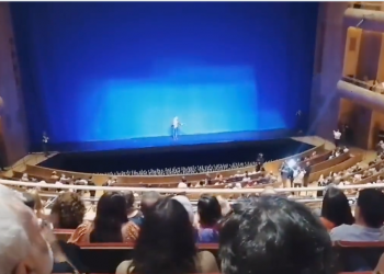 Emine Erdoğan’a AKM’de protesto