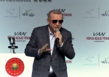 Erdoğan 40 yıl önce açılan üniversite için ‘Van’a üniversiteyi kim getirdi, biz!’ dedi