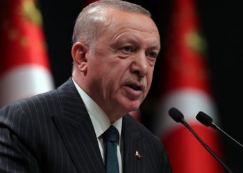 Erdoğan, 'Bunlar çürük, sürtük' demişti: Art arda suç duyuruları