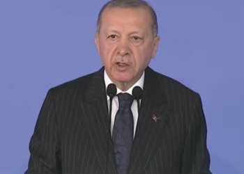 Erdoğan: Küresel krizler gelişmiş ülkelerde yalpalamaya yol açacak, Türkiye güvenli liman