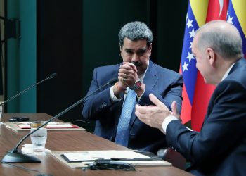 Erdoğan: Venezuela ile ticaret hedefimiz 3 milyar dolar