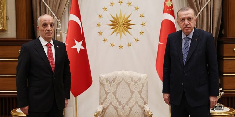 Erdoğan ile görüşen Türk-İş Başkanı: Zam için 'var' da demedi, 'yok' da...