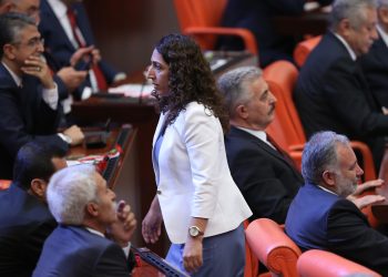 Erdoğan istedi, Salihe Aydeniz’in dokunulmazlık dosyası komisyona havale edildi