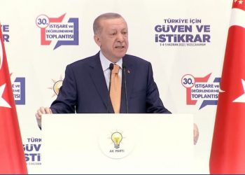 Erdoğan, ‘sürtük’ açıklamasında geri adım atmadı: Gezi’de sergiledikleri tutuma yakışan teşhisi koyduk!