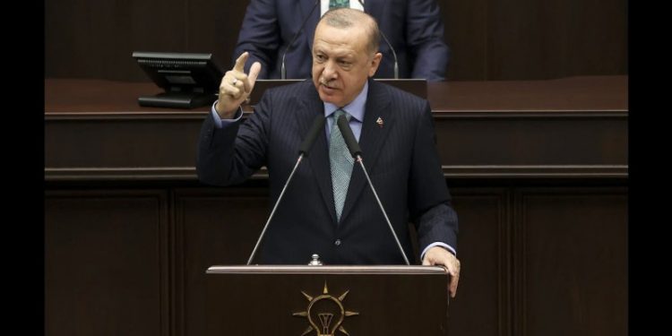 Erdoğan'dan Kılıçdaroğlu'na 'omurgasız', Gezi'ye katılanlara 'sürtük'