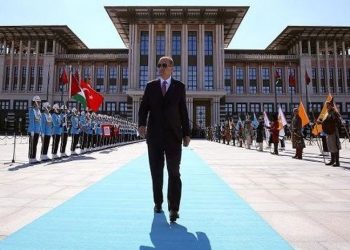 Erdoğan'ın seçim stratejisi: Muhalefet yıpratılacak; bel aşağı vurulacak