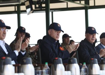 Erdoğan’dan Yunanistan’a: Adaları silahlandırmaktan vazgeçin; şaka yapmıyorum, ciddiyim