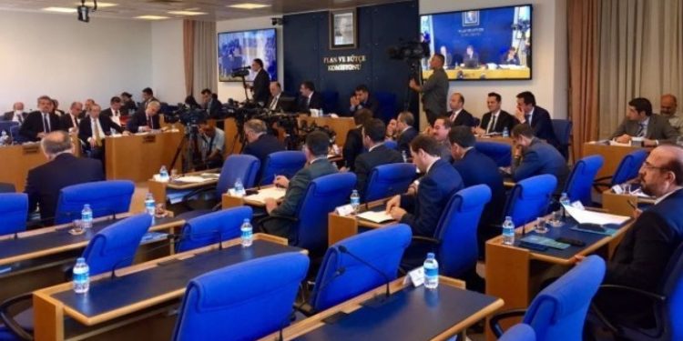 Erdoğan’ın imzasıyla getirilen ek bütçe kanun teklifi kabul edildi