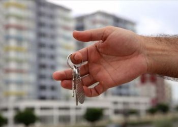 Ev sahipleri zam sınırını aşmaya devam ediyor