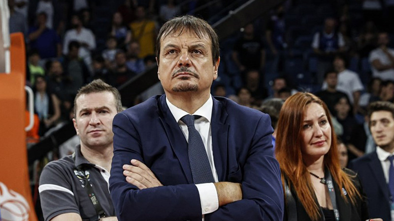 Fenerbahçe'den Ergin Ataman'a gönderme