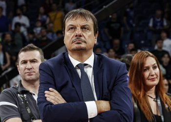 Fenerbahçe'den Ergin Ataman'a gönderme