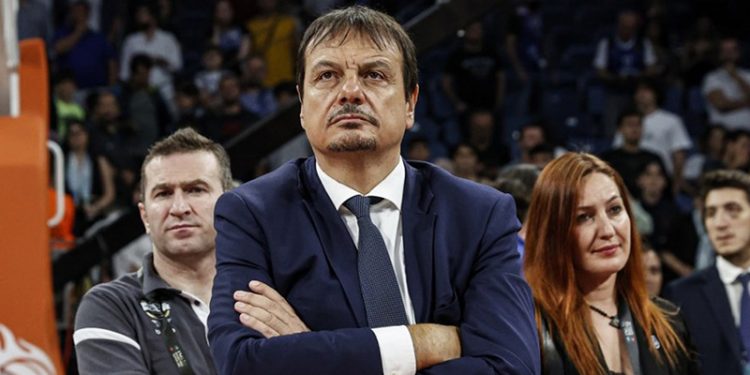 Fenerbahçe'den Ergin Ataman'a gönderme