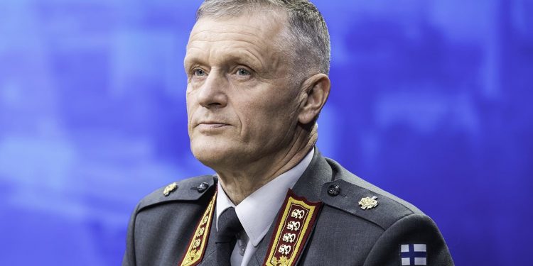 Finlandiya Genelkurmay Başkanı: Rus saldırısına karşı savaşmaya hazırız