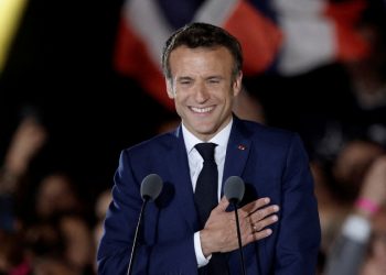 Fransa seçimlerinde deprem: Aşırı sağcı Le Pen ilk kez merkez sağı geçti; Macron parlamentoda çoğunluğu kaybetti!