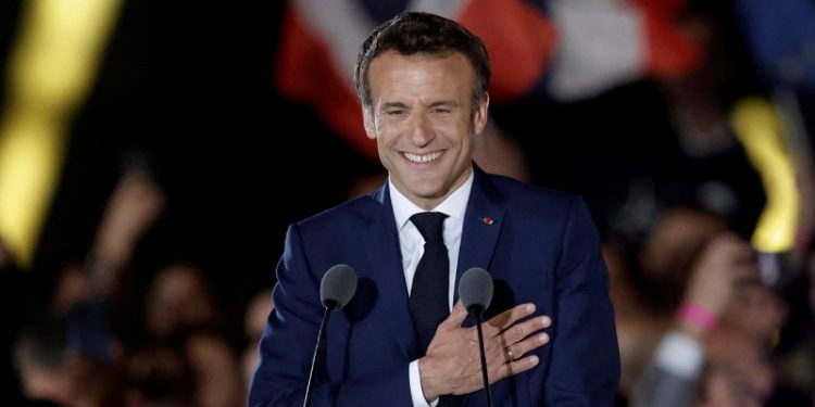 Fransa seçimlerinde deprem: Aşırı sağcı Le Pen ilk kez merkez sağı geçti; Macron parlamentoda çoğunluğu kaybetti!