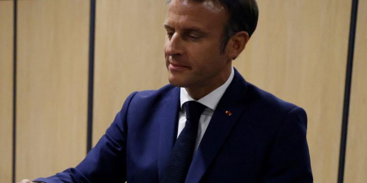 Fransız parlamentosunda siyasi felç ihtimali