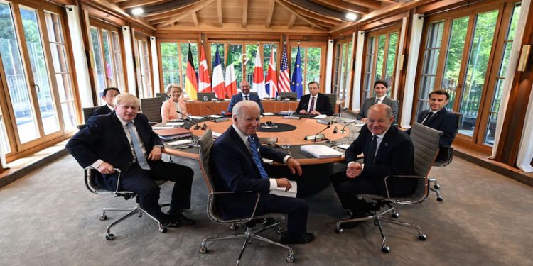 G7 Zirvesi'ne Zelenskiy konuk olacak