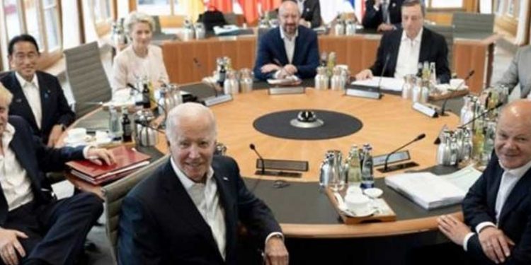 G7 liderleri Rusya'ya karşı ek önlemler açıkladı, açlıkla mücadele için fon oluşturdu