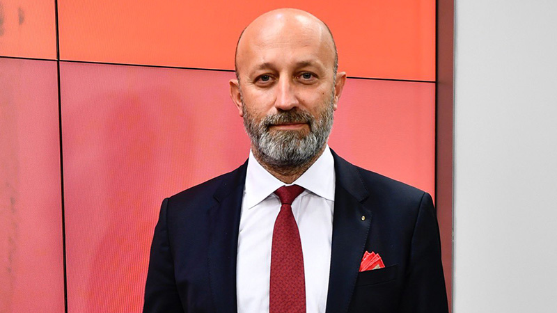 Galatasaray'ın yeni Futbol Direktörü Cenk Ergün'den teknik direktör ve transfer açıklaması