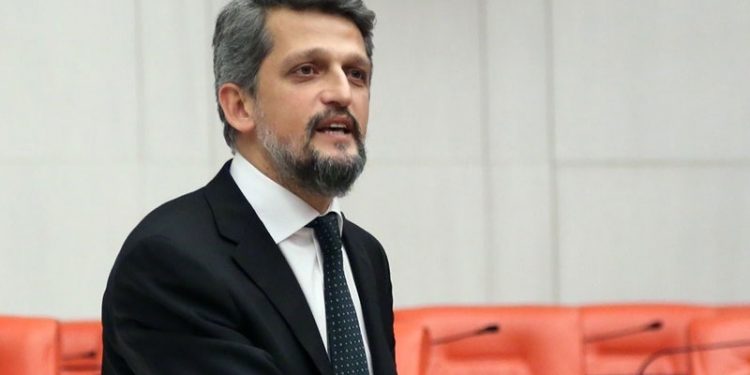 Garo Paylan'dan Cemaat Vakıfları Seçim Yönetmeliği'ne tepki: Dayatmadır, kabul etmiyoruz