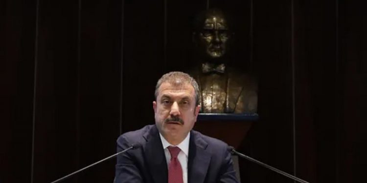 Gözler Merkez Bankası'nın faiz kararında: Ekonomistlere göre daha da kötüsü gelecek