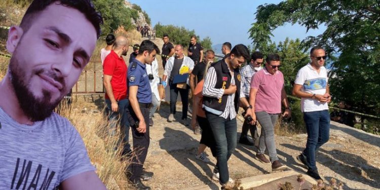 Günlerdir haber alınamayan emlakçının cesedi bulundu: Öldürüp halıya sarmış