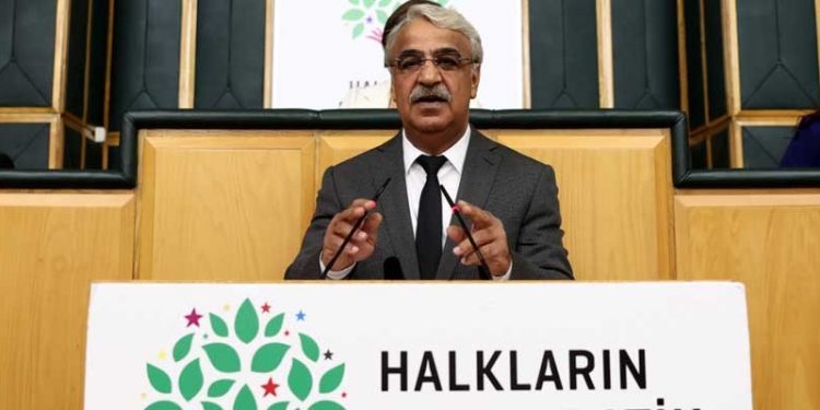 HDP Eş Genel Başkanı Sancar'dan iktidara ve muhalefete: Kürtleri sayı olarak görmekten vazgeçmezseniz seçim günü faturası ağır olur