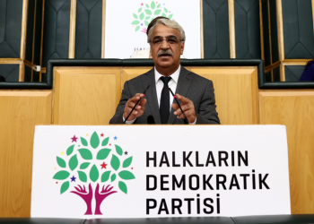 HDP: Kürtlere sayı olarak bakanlar faturasını ağır ödeyecek