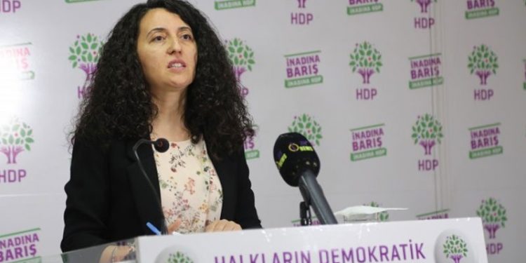 HDP'den 16 Kürt gazetecinin tutuklanmasına tepki