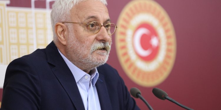 HDP’li Oluç: Öcalan hızlıca avukatlarıyla ve ailesiyle görüştürülmeli