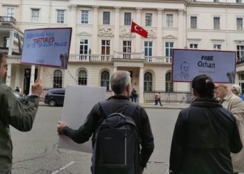 HRS’den “Orhan İnandı’ya özgürlük” ve “Erdoğan’ı durdurun” çağrısı