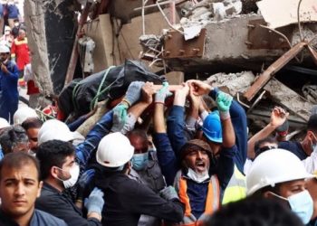 Hamaney 'dış g&uuml;&ccedil;ler' demişti: İran'daki protestolar istifa getirdi