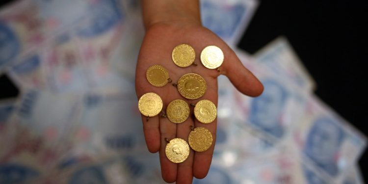 Hazine ve Maliye Bakanlığı'nın açıklamasının ardından altın fiyatları düşüşe geçti