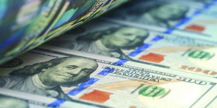 Hem kamunun hem de özel sektörün borç yükü artıyor