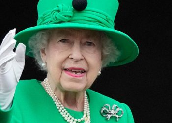 II. Elizabeth en uzun süre tahtta kalan hükümdar