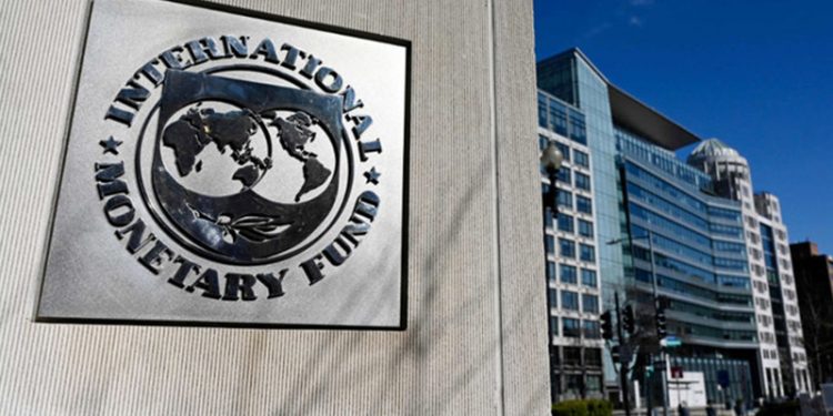 IMF, ABD ekonomisinin büyüme tahminlerini düşürdü